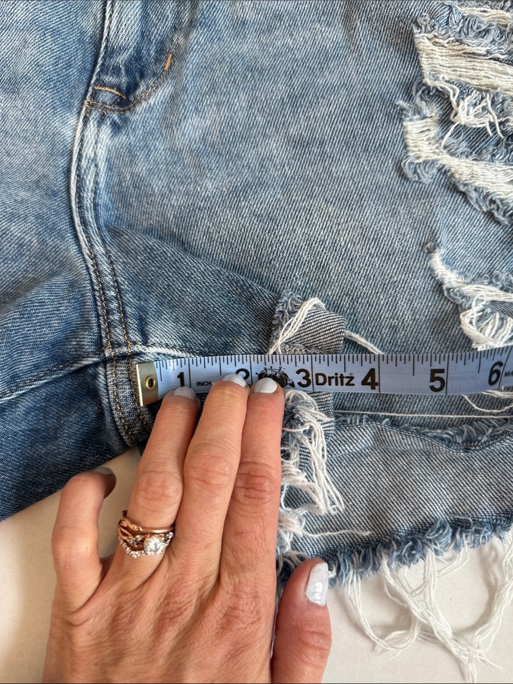 Arizona Jean Company High Waist Denim Shorts Stretch Distressed Blue size 11 - Picture 4 of 10